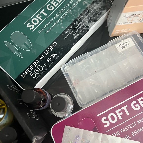 GEL X NAIL LOT - Picture 5 of 7